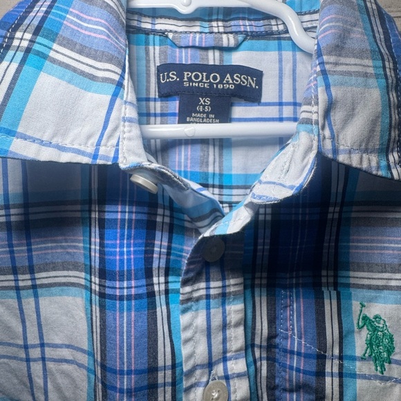 NWT US Polo Assn. short sleeve button down shirt in blue geometric Size XS (4/5) - Picture 2 of 5